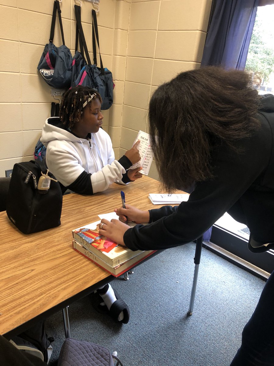 christine_bill's tweet image. ECE students are sharing their knowledge of healthy pregnancy through gallery walks! #learningthroughdoing #ECE #WeareRH