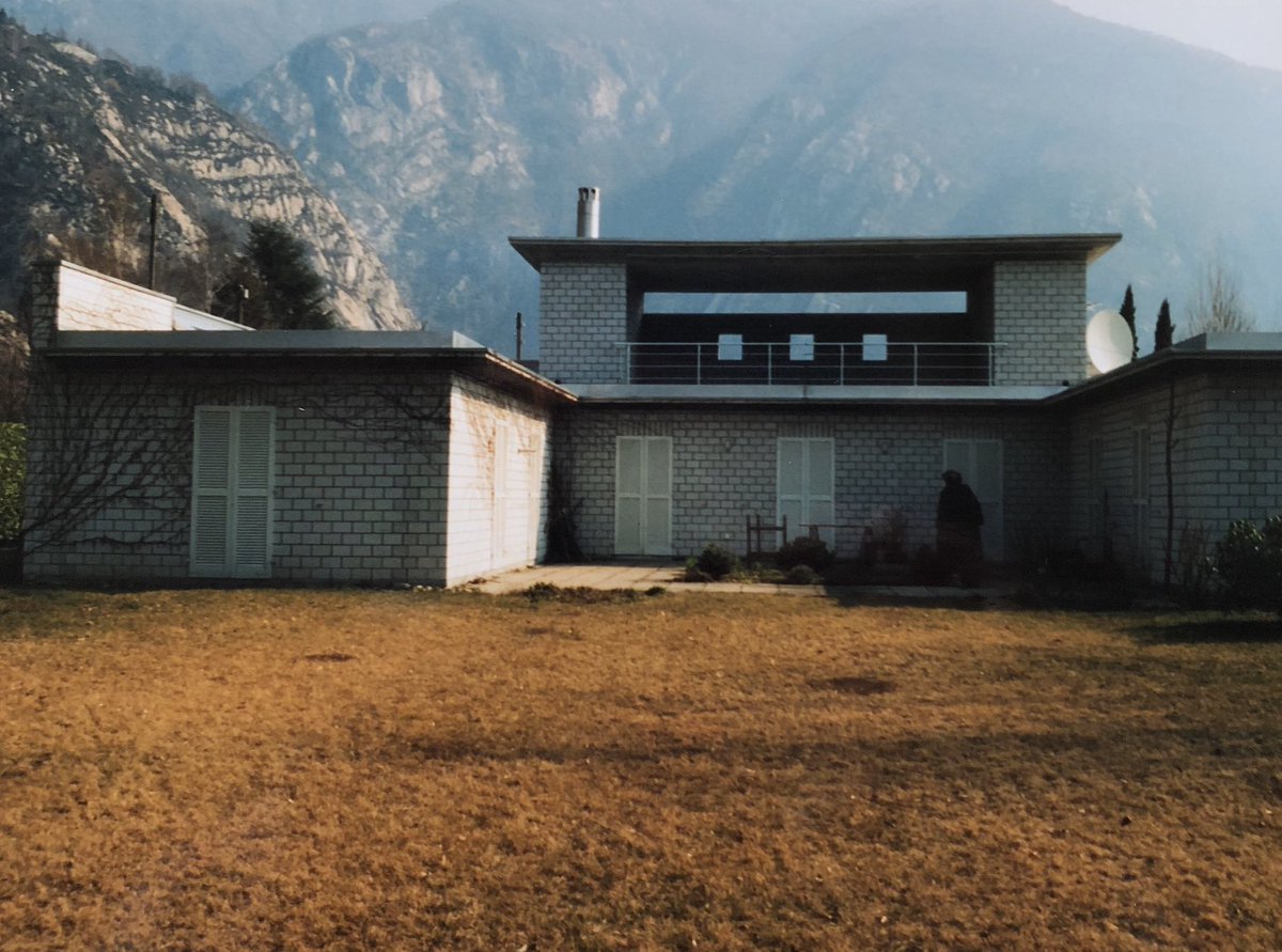 EdgarPoe180949's tweet photo. Patricia Highsmith 1/19/1921-2/4/1995
Died 25 years ago.
Casa Highsmith, Tegna/Switzerland, on 3/11/1995, the day of the funeral.
Gone, but not forgotten.
#OTD https://t.co/u8oyhq5CBo