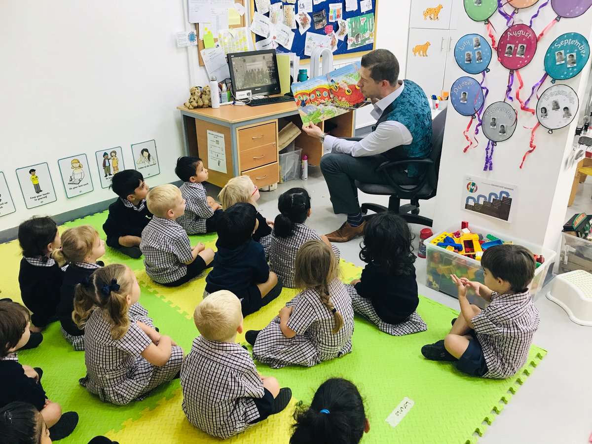 DBS_FS1's tweet photo. A wonderful start to the day for the Cheetahs! A huge thank you to Franklinβs Dad for reading us a super dinosaur story ππ¦ #Dadsread #Literacyweek @DBS_PrimEnglish https://t.co/M5RFD8OZAf