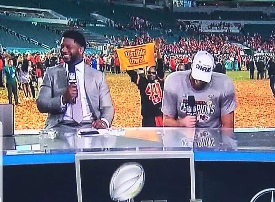 steelernation's tweet photo. Yinz are the greatest. https://t.co/LlGTZpaF8N