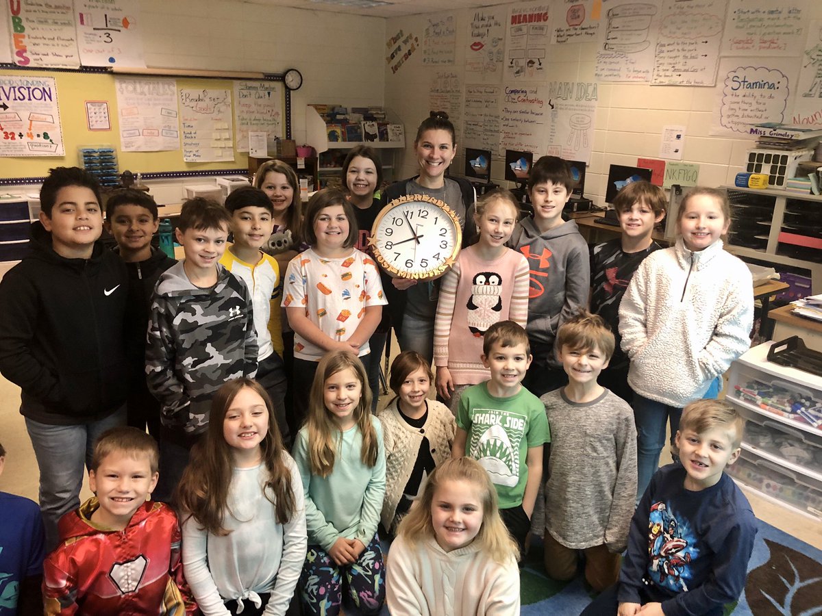 Congrats to Ms. Grimsley’s 3rd grade class for winning the GOLDEN CLOCK! They had the highest avg time on task in I-Ready last week!  🎉🎉🎉<a href="/CurriculumAssoc/">Curriculum Associates</a> #shinebright #shinetogether