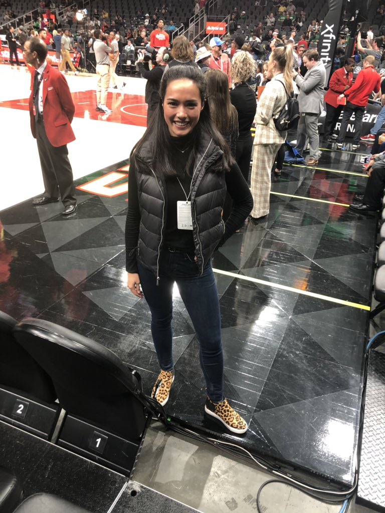 EmilieIkedaNBC's tweet photo. Donโt worry, Iโm not here reporting on the actual @ATLHawks game...but I am working on a story for @FOX5Atlanta that is much more in my element.
Have you heard of the #404crew ?! All you need to know is that theyโre dope. Story coming soon... https://t.co/YbmaMJdA6l