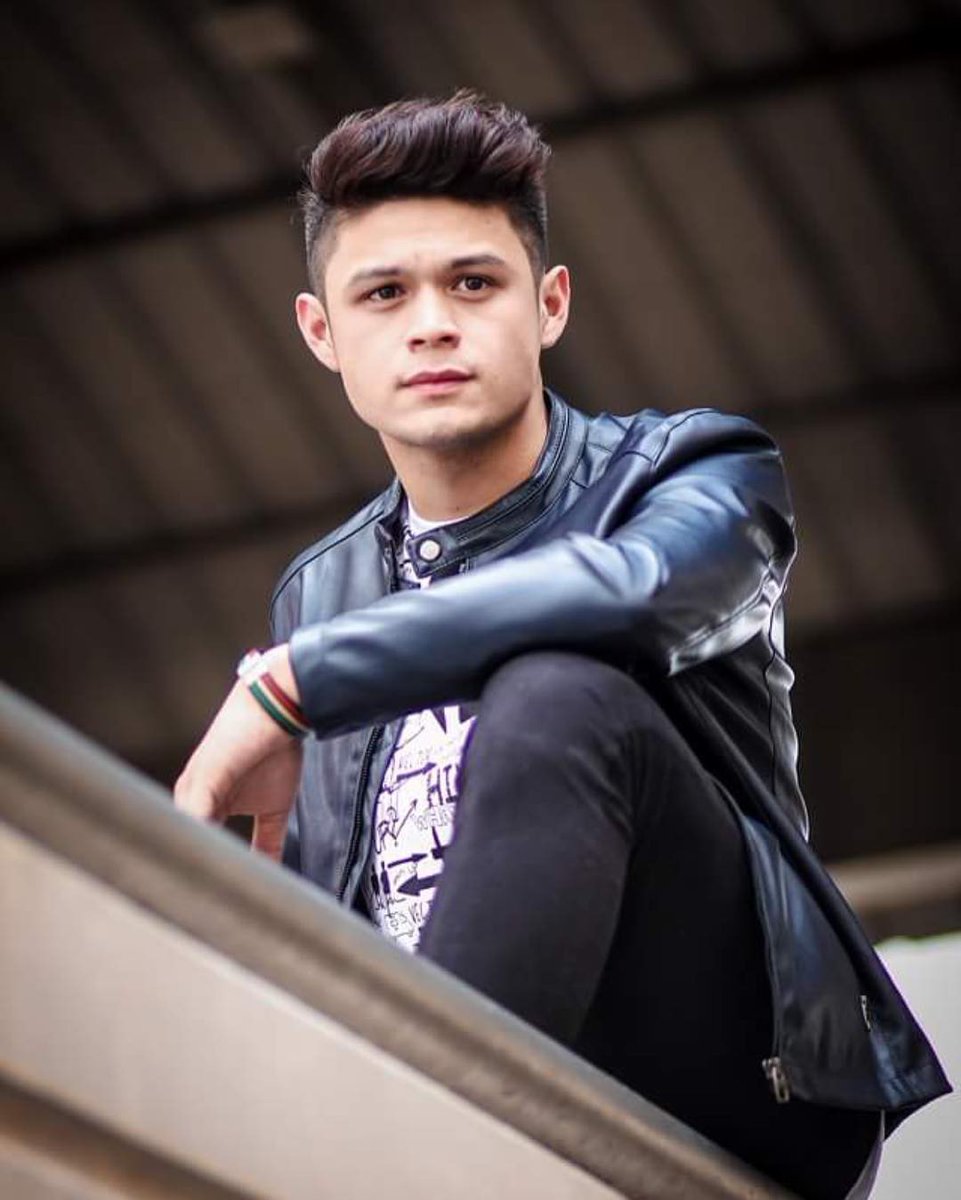 JonrinAngles's tweet photo. @JonrinAngles  @thedonlucas  @imocampoerin  @JonrinAngles  jonrin 💙💙💙miss  so  much https://t.co/xvPfxlN7rH