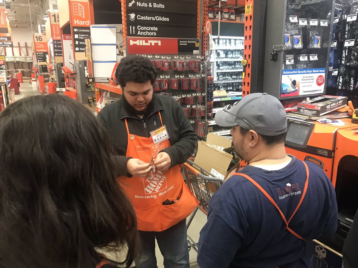 Gerry Mate (@mategerry) on Twitter photo #RoundRobin teaching associates on how to make keys. Great job to Johnny on his presentation! <a href="/JasonArigoni/">Jason Arigoni</a> <a href="/hmalak/">Sam</a> <a href="/kelly_presti/">Kelly Presti</a> <a href="/HBullard13/">Harold Bullard</a> <a href="/GraceKi23492858/">Grace Kirby</a> <a href="/HD_LuisD/">Luis De Gouveia</a> #RoundRobin teaching associates on how to make keys. Great job to Johnny on his presentation! <a href="/JasonArigoni/">Jason Arigoni</a> <a href="/hmalak/">Sam</a> <a href="/kelly_presti/">Kelly Presti</a> <a href="/HBullard13/">Harold Bullard</a> <a href="/GraceKi23492858/">Grace Kirby</a> <a href="/HD_LuisD/">Luis De Gouveia</a>
