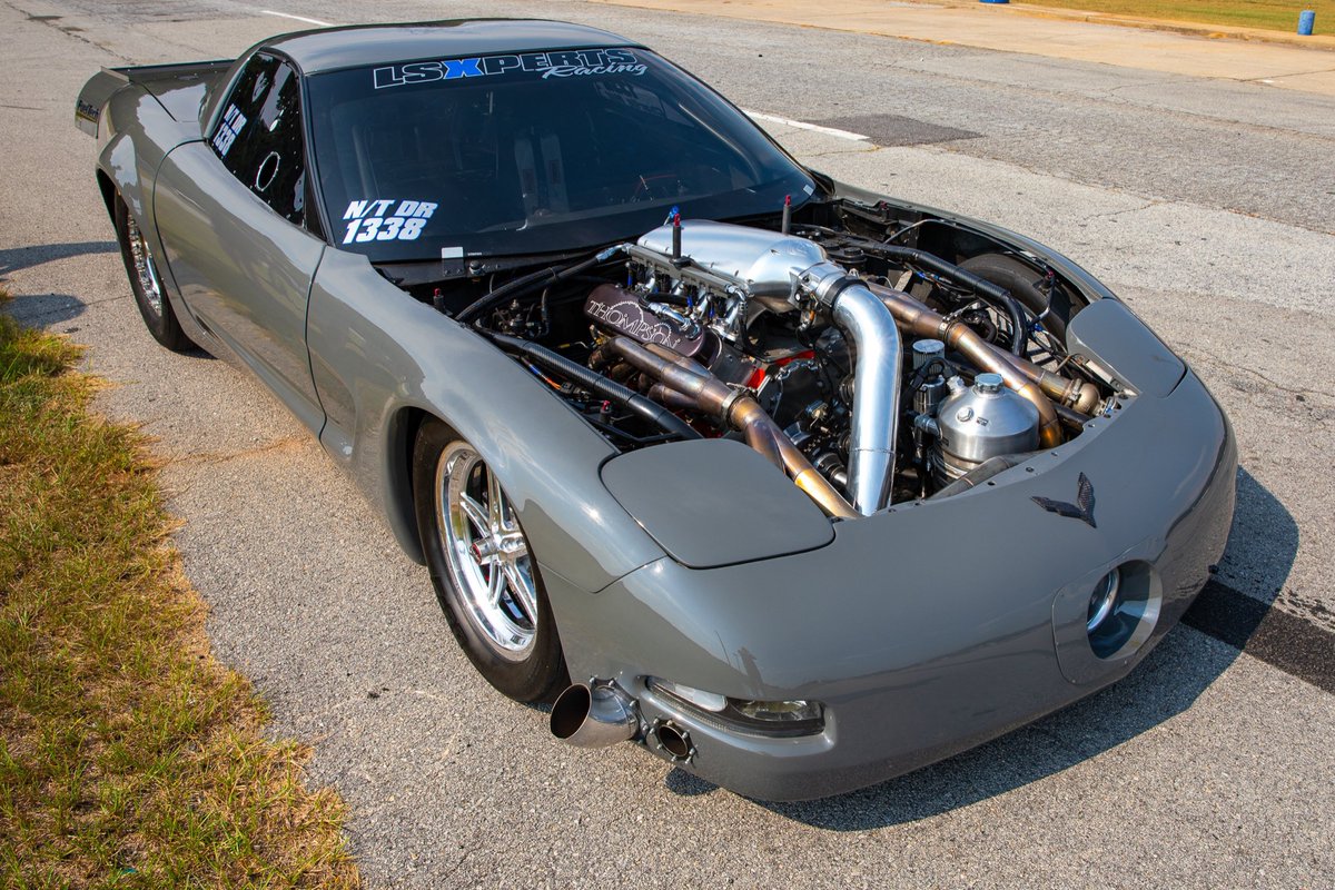 CorvetteSuper's tweet photo. Just The Basics: #CharlieHill’s Sinister #C5 #CorvetteCoupe https://t.co/pS7tIWXcjW 

If you like #C5 #Corvette’s that start out life as a 1999 Basic #C5 #CorvetteCoupe You must read by: #BrianHavins, Editor of #LSXMAG 
Photos By: #LockItInProductions https://t.co/gKA5DIXiGr