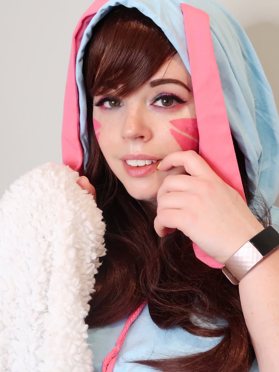 kowaikawaiicos's tweet photo. I play to win!
#dva #overwatch #overwatchdva #blizzard #pajamadva #sleepoverdva #dvacosplay #overwatchcosplay #overwatchdvacosplay #blizzardcosplay #pajamadvacosplay #sleepoverdvacosplay #cosplaygirl #cosplaymodel #cosplayer https://t.co/Wky63CAKyc
