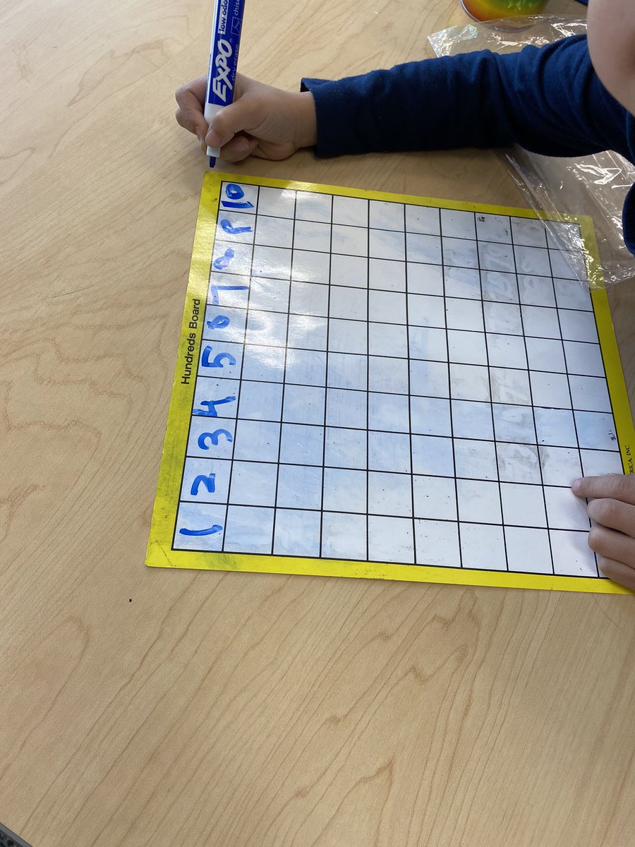kinderwithbigs's tweet photo. A peek at our #kindergarten #mathcenters 🤗 These kiddos are composing and identifying shapes and attributes, subitizing, writing and counting to 100 and subtracting within 5! The best part is that they are all actively engaged and having fun while growing their brains! 🧠😍 https://t.co/VLzjX7tRlw