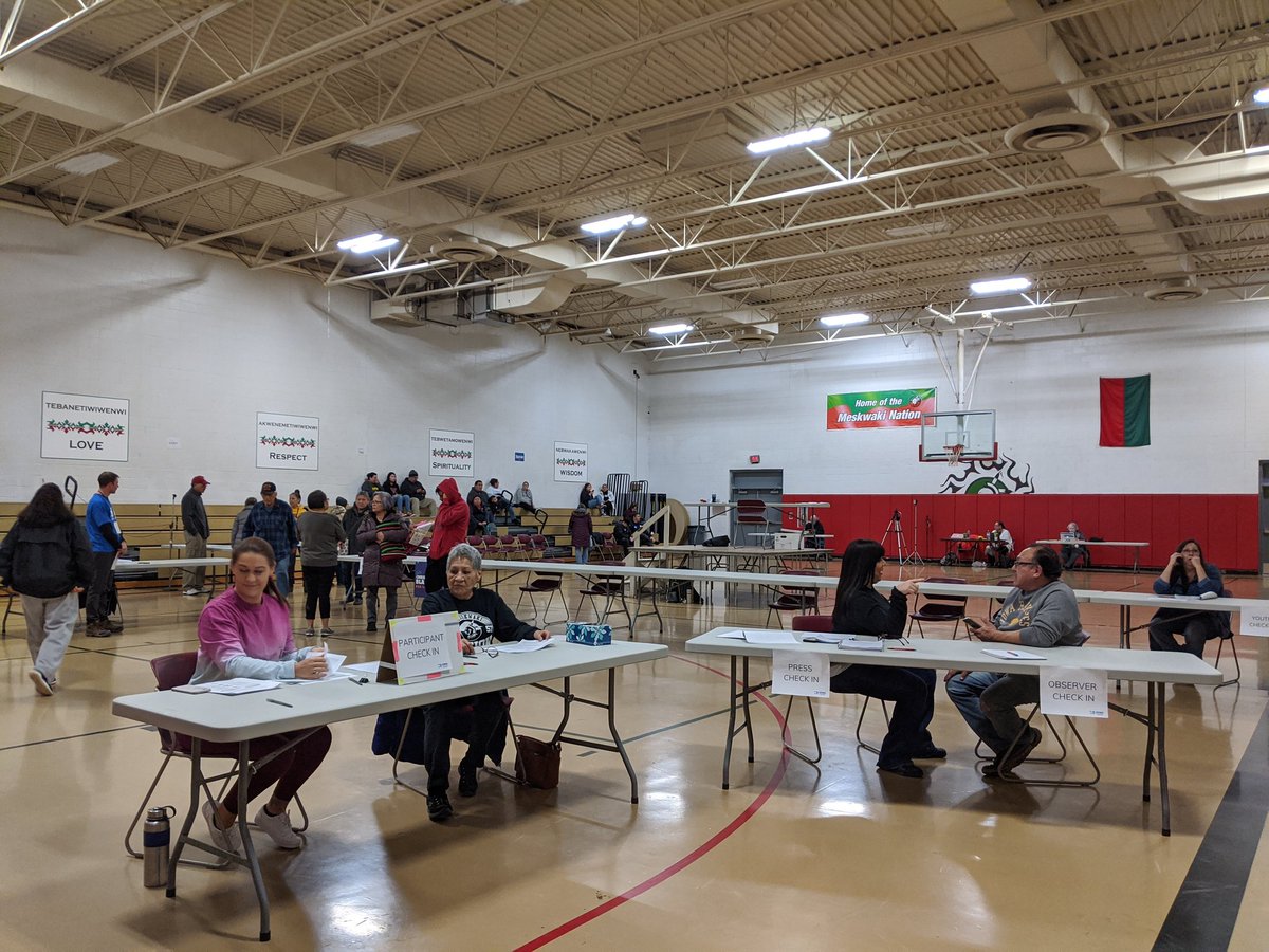 IndianCountry's tweet image. 10 minutes until the doors close before the Meskwaki caucus precinct starts which kicks off the 2020 election year. #NativeVote20 #IowaCaucus #NativeCaucus