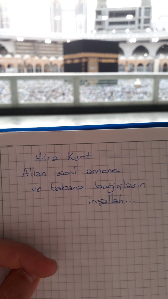 DafSelda's tweet photo. @DemetAkalin Güzeller güzeli Hira Kurt Allah seni hep iyilerle karşılaştırsin inşallah Doğum günün kutlu olsun 💗❤💙💚💛 https://t.co/C7SIsRCgfm