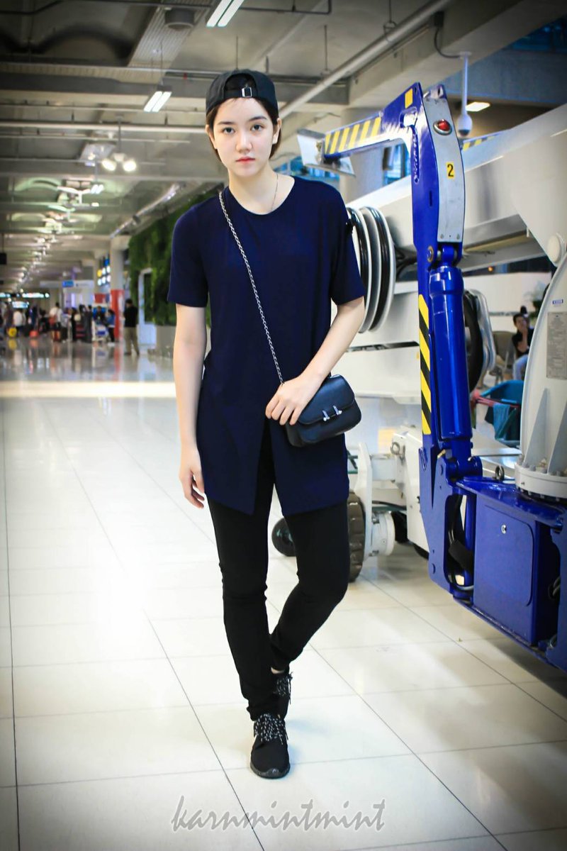 BTOBMelody95's tweet photo. น้องพูดน้อยจริงๆค่ะ ถ้าไม่สนิทค่ะ
แต่พอเจอน้องบ่อยๆน้องจะพูดเยอะ
เจอพี่อีกแล้ว อ้อนมากมาย มีกวนนิดๆ
หนูไม่เจอพี่นานเลยค่ะ น้องพูดมากค่ะ
555555  จากการเจอตัวจริง 💙💙
เป็นเด็กน่ารักมาก เอ็นดูมา ใส่ใจทุกคน
ขนาดเราไม่ใช่แฟนคลับน้องนะค่ะ
#saveริชชี่ #ซ่อนเงารัก 
cr. @karnmintmint https://t.co/PU6hSw3QTZ