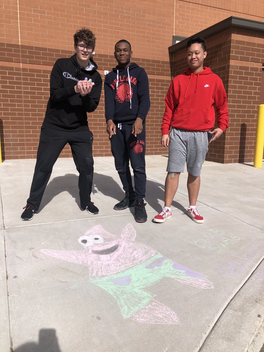 ChemEdens's tweet image. What better way to practice stoichiometry than letting the students draw art &amp;amp; then calculate how many moles of chalk they used in their artwork. They only had 12 mins to draw- SO MUCH TALENT! 😍🤓 #stoich #chemistry