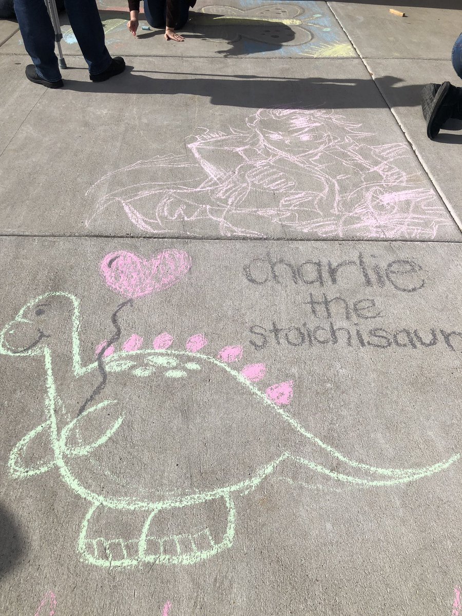 ChemEdens's tweet image. What better way to practice stoichiometry than letting the students draw art &amp;amp; then calculate how many moles of chalk they used in their artwork. They only had 12 mins to draw- SO MUCH TALENT! 😍🤓 #stoich #chemistry