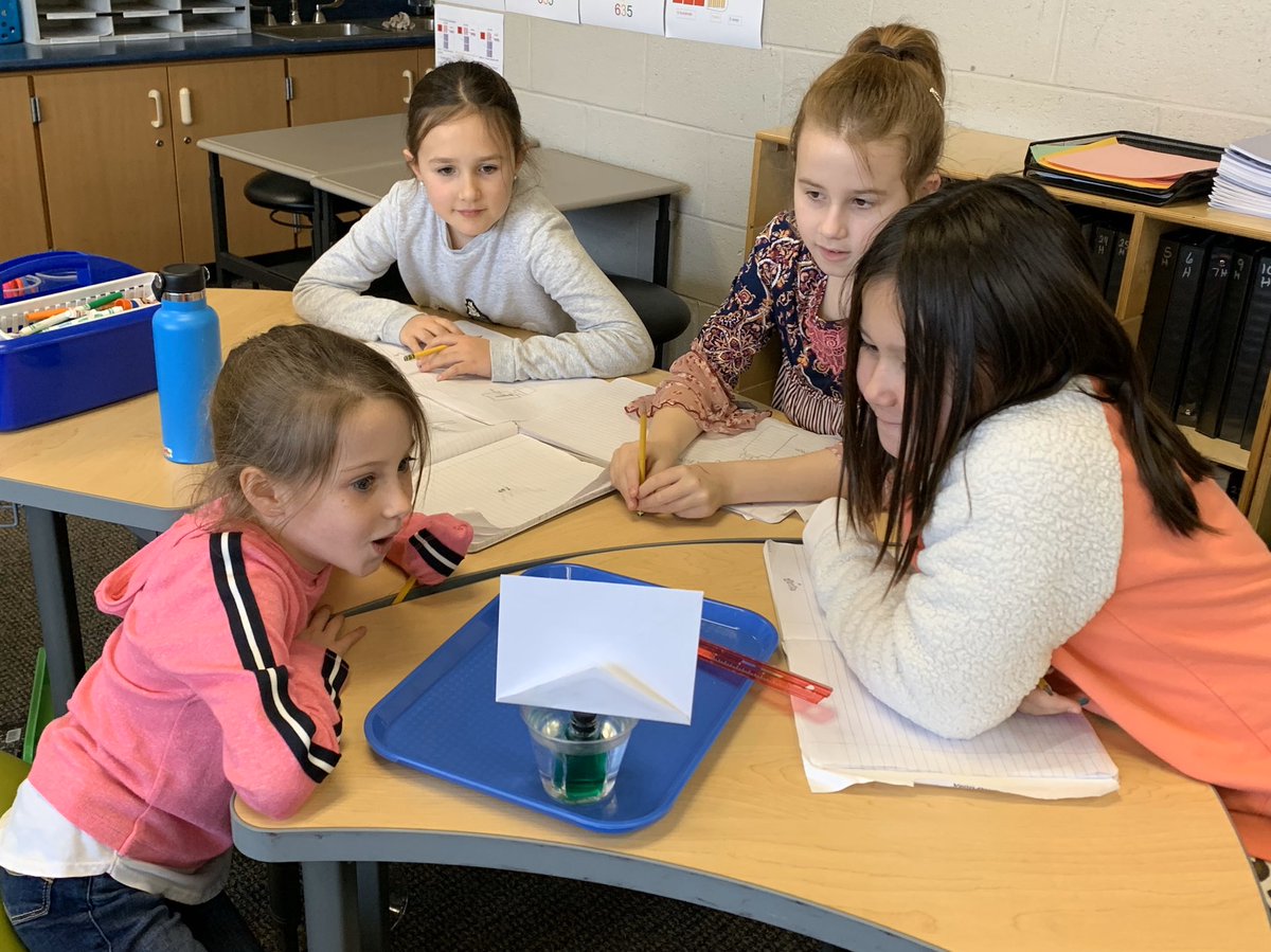 Jennysaw's tweet image. Her face says it all. I ❤️ science 🧪 Kids saw expansion and contraction in action with home made thermometers- then measures the change in m.m.  @PembrokeElemen1 @Science_BPS @Math_BPS @Erin4511