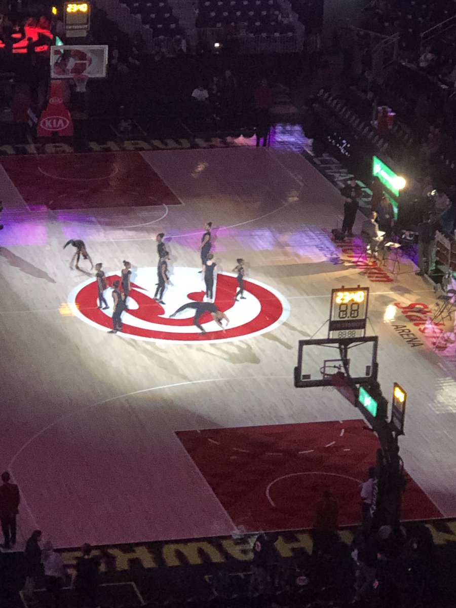 pace_sota's tweet photo. Pace Performers and Pace Dance team perform for the pre-game show at the Atlanta Hawks vs Boston Celtics basketball game. #ccpsartslife #pacepanthers #pacesota #sing #dance https://t.co/Wv3a6epZLG