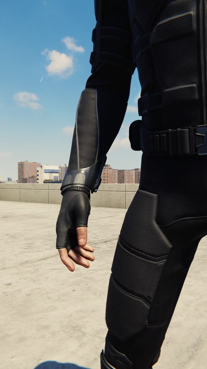 ◦ Stealth Suit ◦⌁ suit power: none⌁ another shoutout to ffh⌁ fingerless gloves again.. yes⌁ the goggles are a little funny to me but i love the look overall⌁ yes, i do in fact where this one when i sneak around in the dark