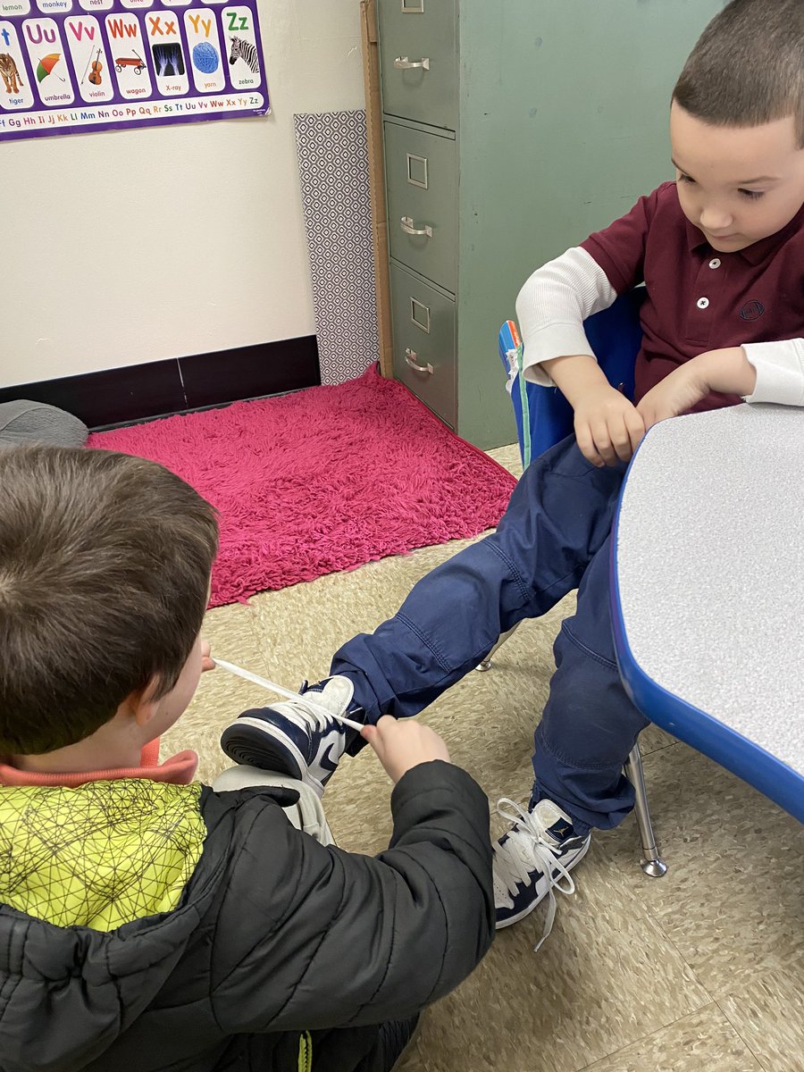 Students in room 101 are becoming experts at tying shoes! Helping a friend is so exciting when you become an expert after trying something new! #WeAreBaltz #BaltzBears #FirstGrade #LearningNewSkills #Kindness <a href="/BaltzBears/">Baltz Elementary School</a>
