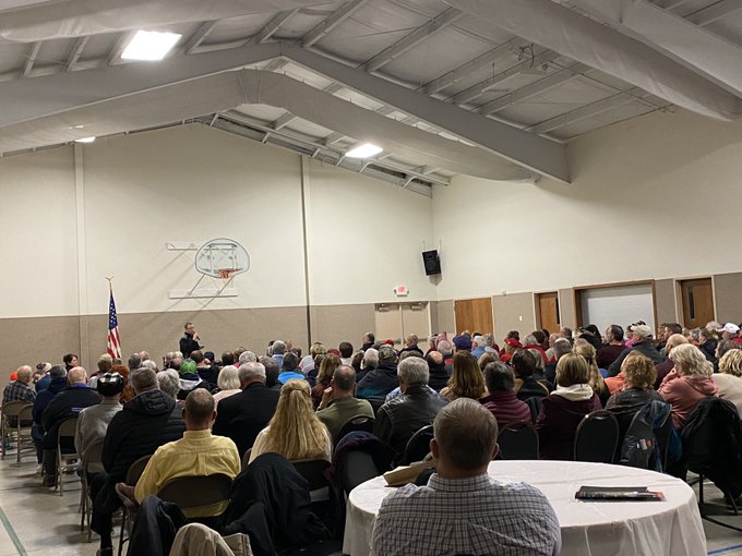 View image on Twitter