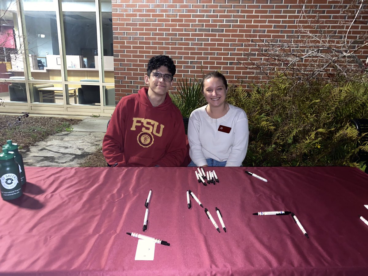 IRHCFSU's tweet photo. IRHC Lord of the Wings is on! Check in, visit all tables, get your FREE wings, and receive your IRHC socks &amp; LOTW shirts. Thank you @InternatioNole @FSUSGA @fsunrhh and @Legacy_FSU for tabling at our event! We will be announcing our LOTW winner soon, so stay tuned! #LOTW 🍗 https://t.co/iQcNJjlGRB