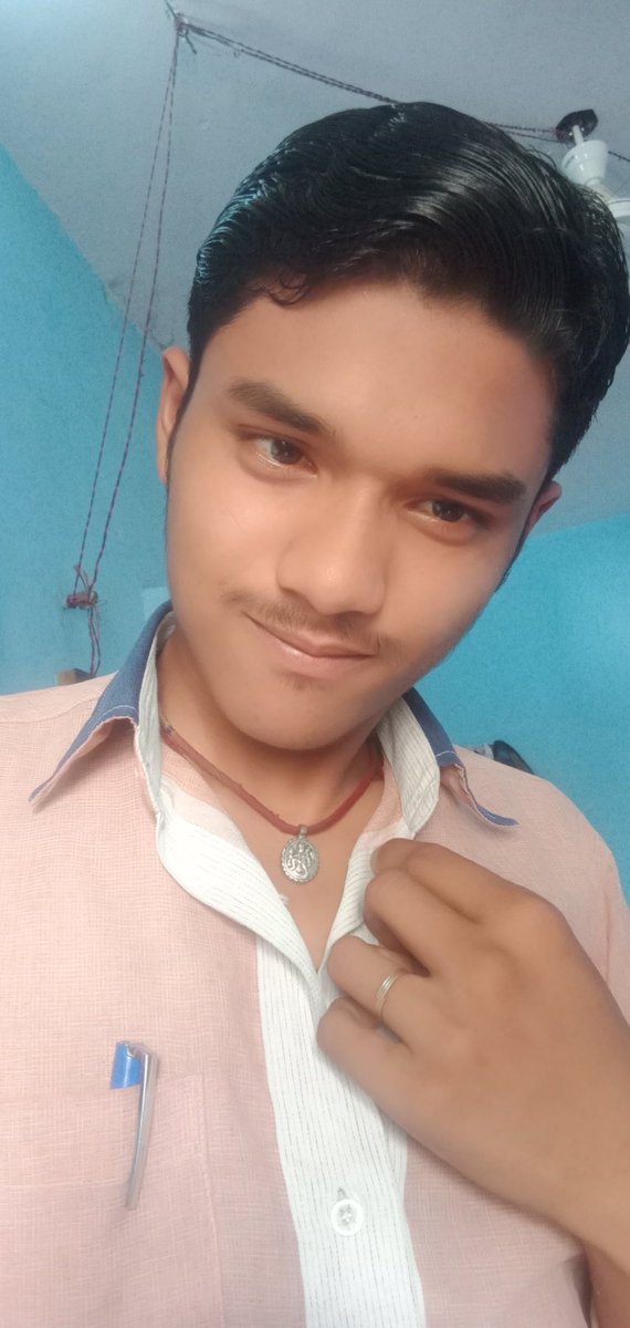 SonuRaj03627002's tweet photo. #_अरे ❗❗ तू #जितनी👉
#_English बोलती🗣 हैं, 😜
#_उससे _ज्यादा तो #English🍻
#_हम पी🍻 जाते हैं #पगली...!!!😆🤣 https://t.co/THFqaF01IY