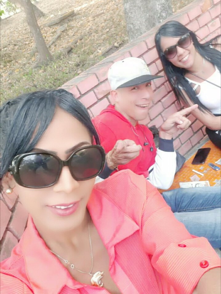 Chikialexandra2's tweet photo. #descarguetotalenelparque https://t.co/ImAQ5XHR3D