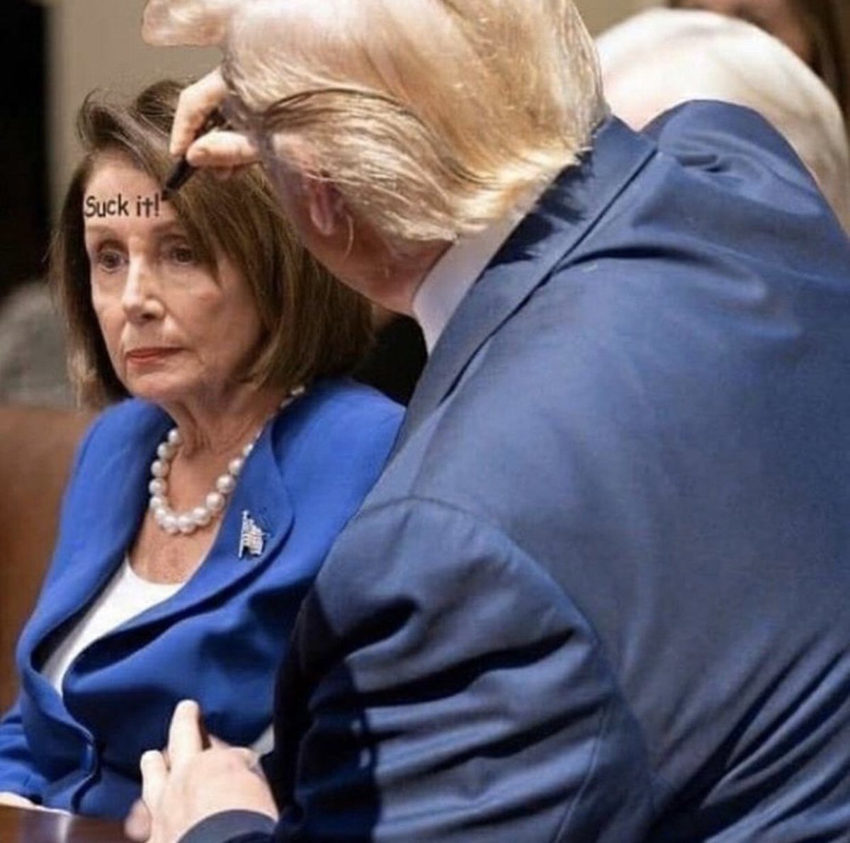 StormKaos's tweet photo. @SpeakerPelosi LOL https://t.co/BEF0MrdHQM