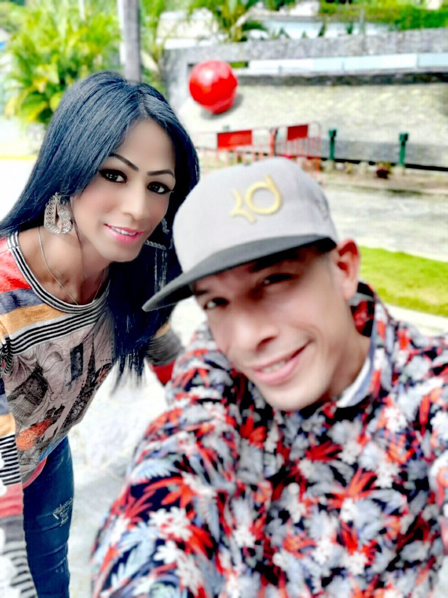 Chikialexandra2's tweet photo. #variadita https://t.co/HsimN1vref