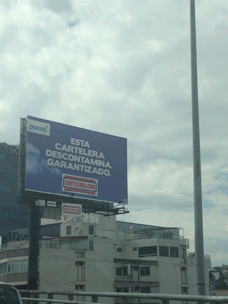 puretimx's tweet photo. En conjunto con @Carteleras lanzamos una campaña en la que cada espectacular rociado de #pureti esta descontaminando! #MedioAmbiente https://t.co/5MPS4INBjg