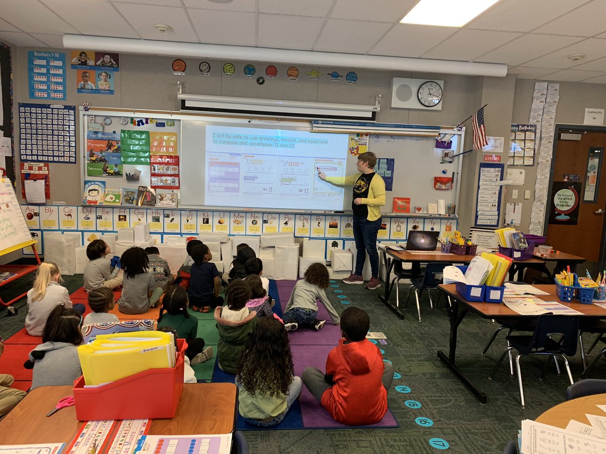 CM_LisaKaplan's tweet photo. Fabulous morning visiting #WitterRanch & #HAllenHight schools today with Supt Chris Evans. https://t.co/8cY719opT9