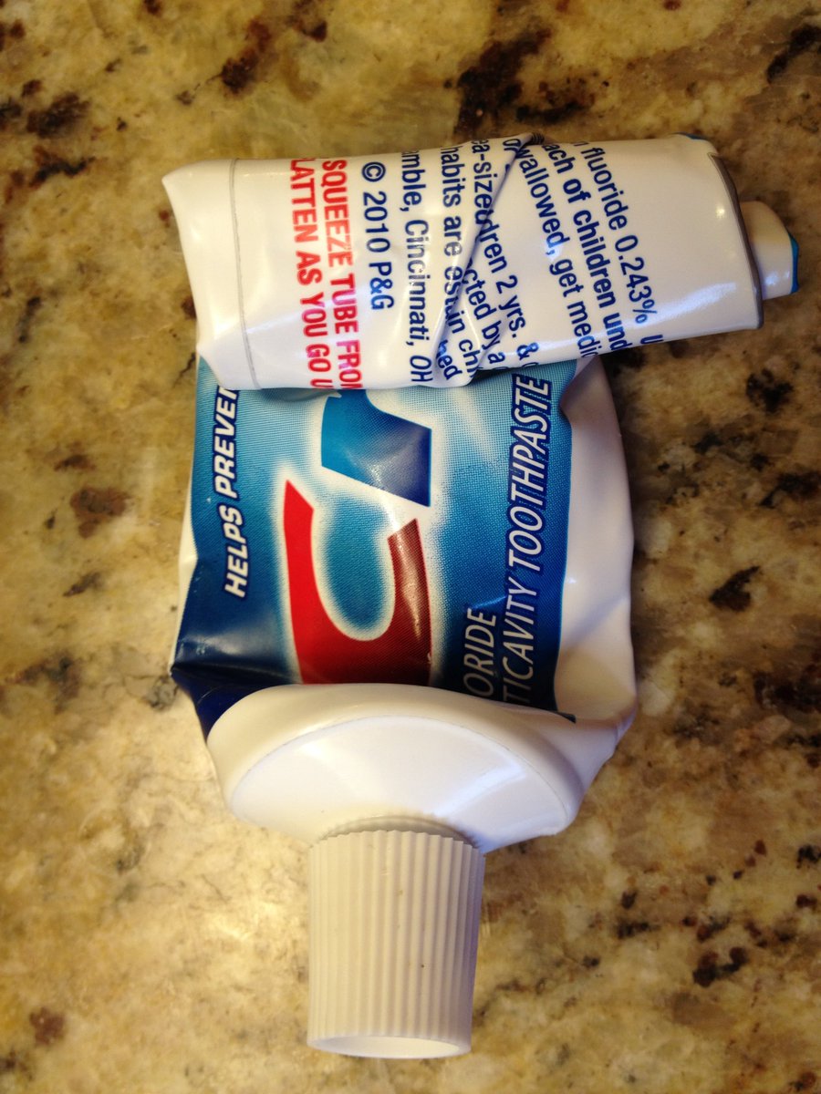 JillianScott98's tweet image. You know your mans rich rich if he doesn’t do this before throwing out his toothpaste