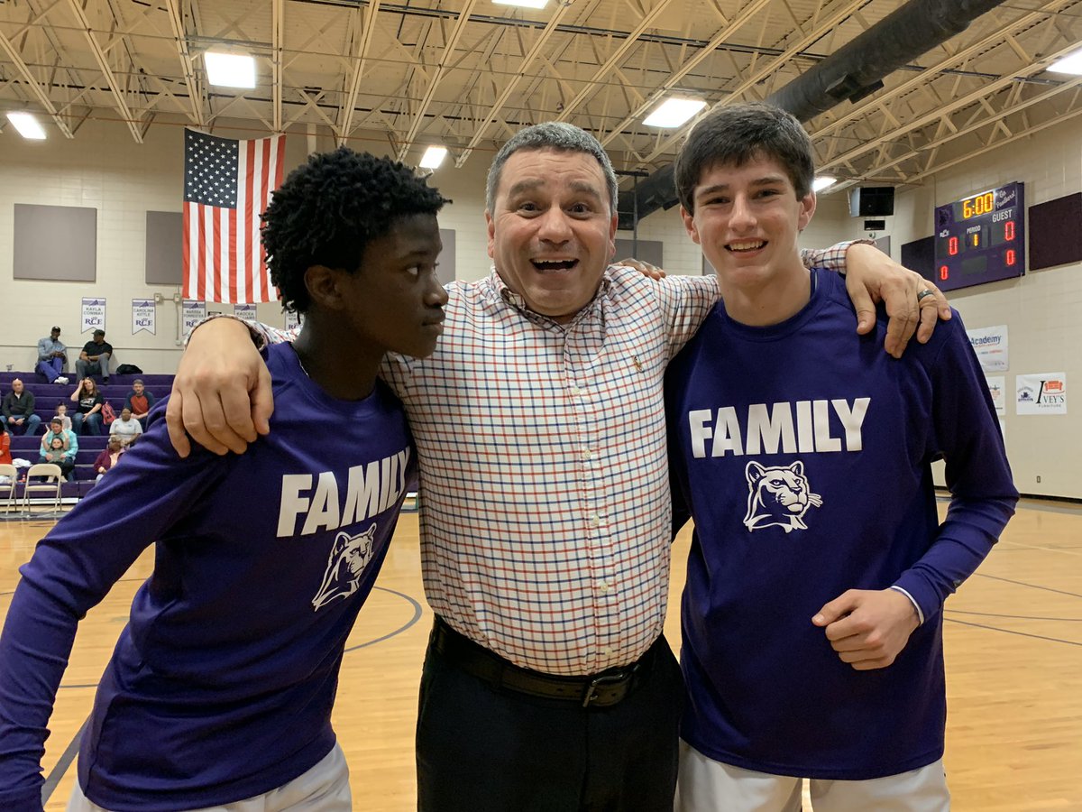 RCEMiddle's tweet photo. 8th Grade Teacher Appreciation Night #teamRCE🐾 #RCEhoops🏀 #loveourteachers💜 https://t.co/JdJnx8OJOm