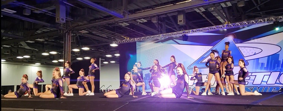 steponeallstars's tweet photo. Congratulations Ferocious on your At-Large Bid to The Varsity D1 Summit 2020 🏔#smallsenior2 https://t.co/cl8vAl40RK
