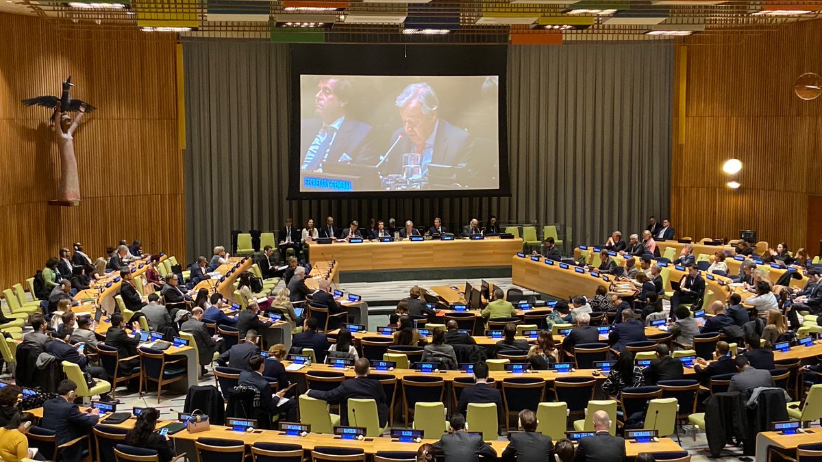 SwedenUN's tweet photo. UNSG @AntonioGuterres briefing at #FriendsofClimate meeting hosted by @FranceONU & @Morocco_UN
🇸🇪 welcomes the report of the SG on the outcome of the climate summit &the way forward.We are eager to continue to follow,& contribute to the process of implementing the set priorities https://t.co/GMxgCkD5dh