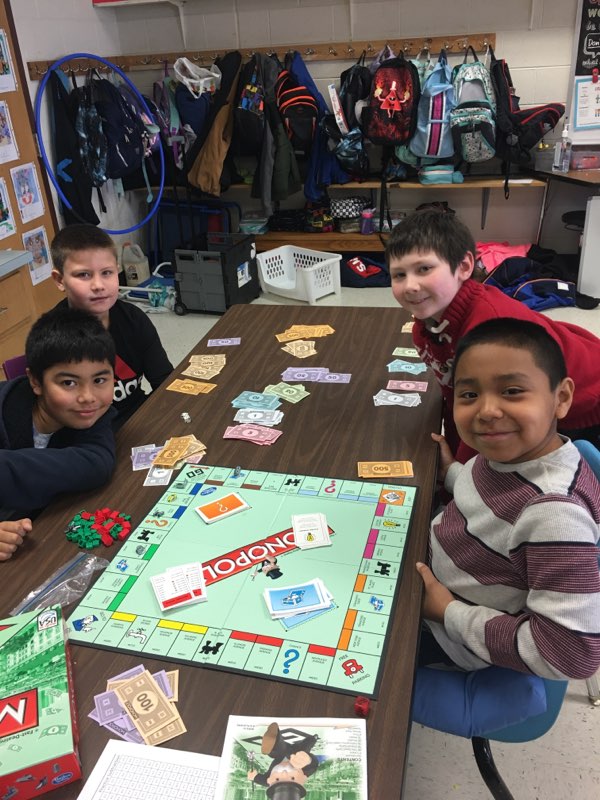 Sandy Hook ES tweet media