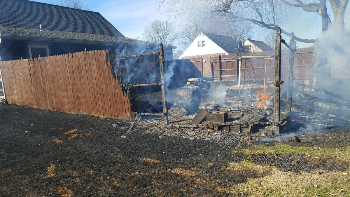 EP23FC's tweet photo. Earlier today, the #23house handled this shed fire with extension to the fencing and grass area around it. @TowerCompany67 https://t.co/Og7PRwxw0T