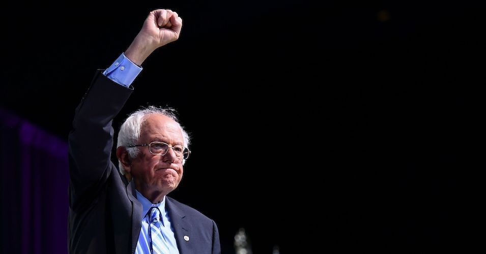 umpirezee's tweet photo. Never Give Up! When Bernie Sanders becomes President, the hard work only begins! America MUST continue to fight! #IowaCaucuses #CaucasForBernie #iowacaucus2020 #FeelTheBern #FirstJewishPresident #BernieSanders2020 #NotMeUs #ByeByeBiden #ByeByeButtigieg #Diversity #ByeByeBloomberg https://t.co/XGWNeJhWrO