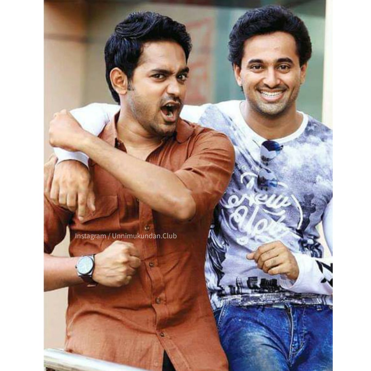 Happy Birthday #AsifAli @actorasifali  😻

Mollywood SuperMan @iamunnimukundan with Birthday boy  🤗
Best wishes #Kunjeldho
#HBDAsifAli  #HappyBirthdayAsifAli

#UnniMukundan #УнниМукундн #Unniyettan #birthday #SuperManOfMollywood #SuperManOfKerala #SuperMan  #MollywoodSuperman