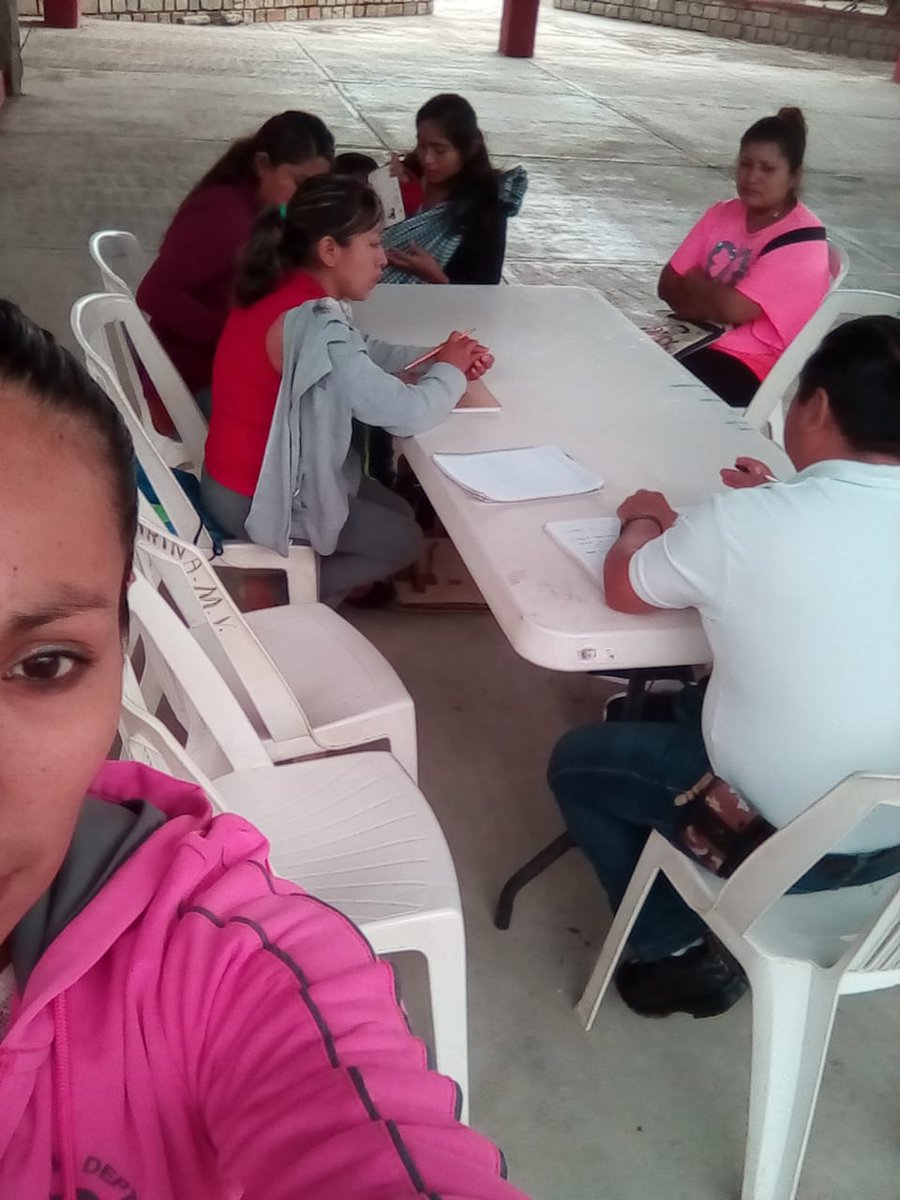 IeeaslpP's tweet photo. Siguiendo con actividades coordinadas por el enlace PEA Fermin Morales se llevo a cabo una reunion de balance con alfabetizadores para  establecer acuerdos y compromisos para este año y lograr abatir el rezago en #Aquismon  @BarraganHelios @marmol_58 @ieeaslp @Ieeaslp_aquismo https://t.co/SCVLqpwqxL