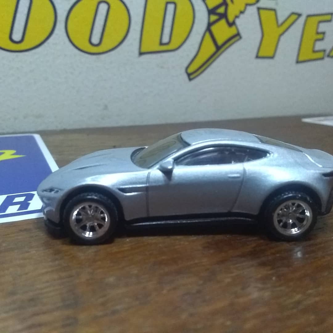 Smitty_1333's tweet photo. Tonight's #BenchWork... Harvesting some #RealRiders from the #WheelDonor shelf 👍

Anyone interested in the left over castings? Just curious... https://t.co/abxXlfCsdn