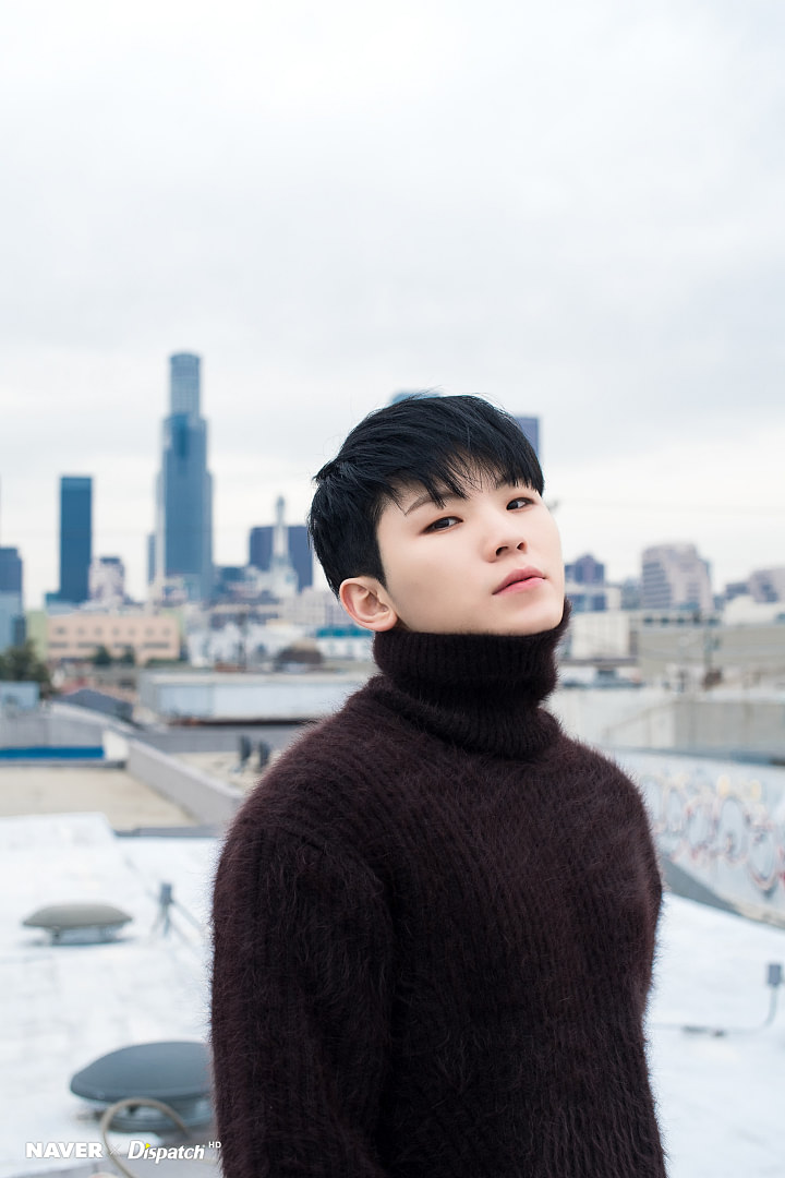 well2535's tweet photo. #WOOZI + เสื้อขนๆ = นกนู่มมมมมม
#dispatch
#SEVENTEENArtistOfTheDecade
#KMABestFandom
#KpopSocialArtist
#SEVENTEEN
@pledis_17 @pledis_17jp https://t.co/1s5F6jV81O