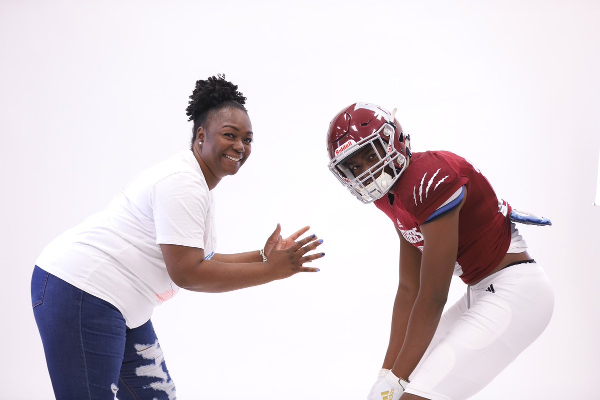 Calebj_5's tweet photo. After a great Official Visit... I am blessed to receive an Offer from Florida Tech‼️#AGTG #CallGod @FloridaTechFB @BrianMVaughn @CoachChrisDent @CFMATTHEWS https://t.co/5jpk4sTyKq