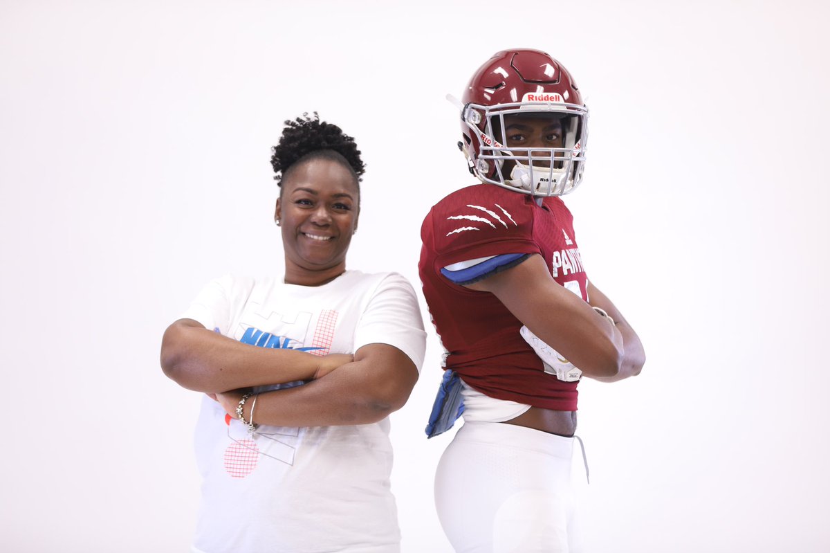 Calebj_5's tweet photo. After a great Official Visit... I am blessed to receive an Offer from Florida Tech‼️#AGTG #CallGod @FloridaTechFB @BrianMVaughn @CoachChrisDent @CFMATTHEWS https://t.co/5jpk4sTyKq