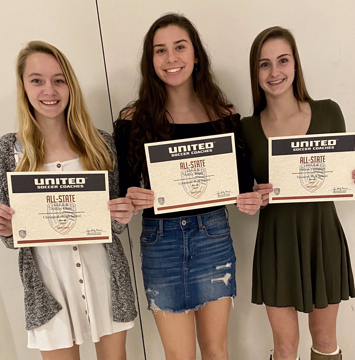 FrostburgWS's tweet photo. 3 players from our 2020 recruiting class were honored at the MACS All-State Banquet tonight.  Congrats on your outstanding HS careers Ashley Chew, Ashley Bilger, and Hannah Thompson!  See you soon at the ‘burg!  #AllStaters #D2atFSU https://t.co/zKwxTGKRCz