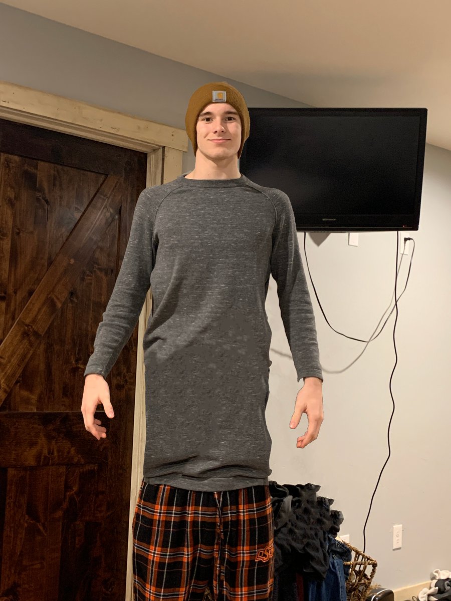 ayeitskonner's tweet photo. Sick and tired of @jjjjjfarrell being the tall friend of the group so I finally got that torso extension surgery. https://t.co/KKhHJUgxFc