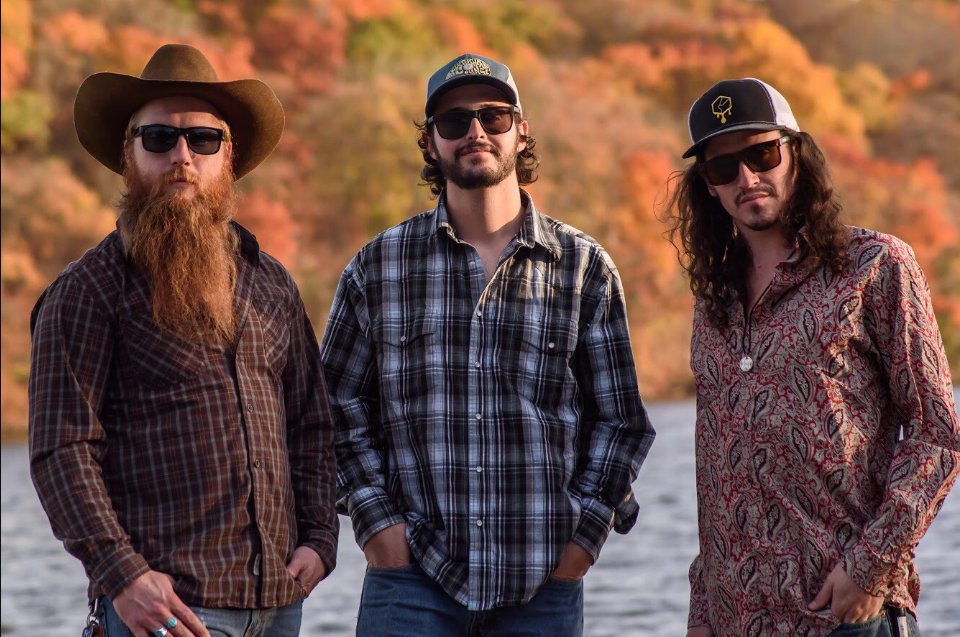 .<a href="/GrassfedBand/">Grassfed</a> is a quick picking power group that brings a high energy sound all of their own.
Catch them at #WildcardWednesdays ft <a href="/LiverDownTheRio/">Liver Down The River</a> &amp; #StacksCrinkle (ft members of <a href="/DrunkenHearts/">The Drunken Hearts</a>, <a href="/TheMagicBeans/">Magic Beans</a> &amp; more) on Wednesday, February 12th.
Presented by #GrassforthatAss