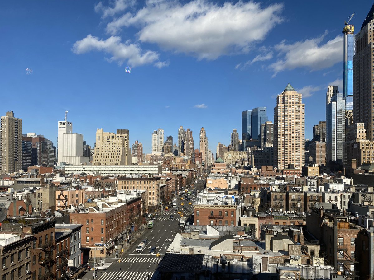 KaLaiWong's tweet photo. The #MainHustle today is a project thatโll bring you a fuller #Color #Spectrum. Thatโs right, youโre going to see #pictures that are closer to #TrueLife #Fos4 #LEDLightPanels #LightPanels #TVLife #Midtown #NYC @ETCInc #ETCLights #ETC #WomenInTech #WomenEngineers #WorkingMom https://t.co/MpjAZIZ4oh