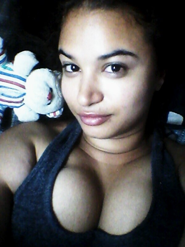 dontplayvictim1's tweet photo. Basma fares from Tunisia zarzis 
#basmafares #gabes #tunisgirl #tunisian_girl #gabès #zarzis #sextrap #scam #slut #whore #basma #fares #tunis #sfax #Tunisia https://t.co/XPFCQBE0tT