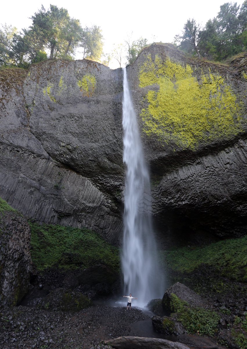 WithSpike's tweet image. Can you spot me in this pic? Wanna explore Oregon and Seattle with me this summer? More info: explorewithspike.com/tour/pnw