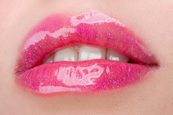 FormulaZBeauty's tweet photo. #DiamondGloss featuring a magenta shade that is dazzling and multi-reflective! 💞

https://t.co/7vmBTa9pvk https://t.co/KC2exP2T2C