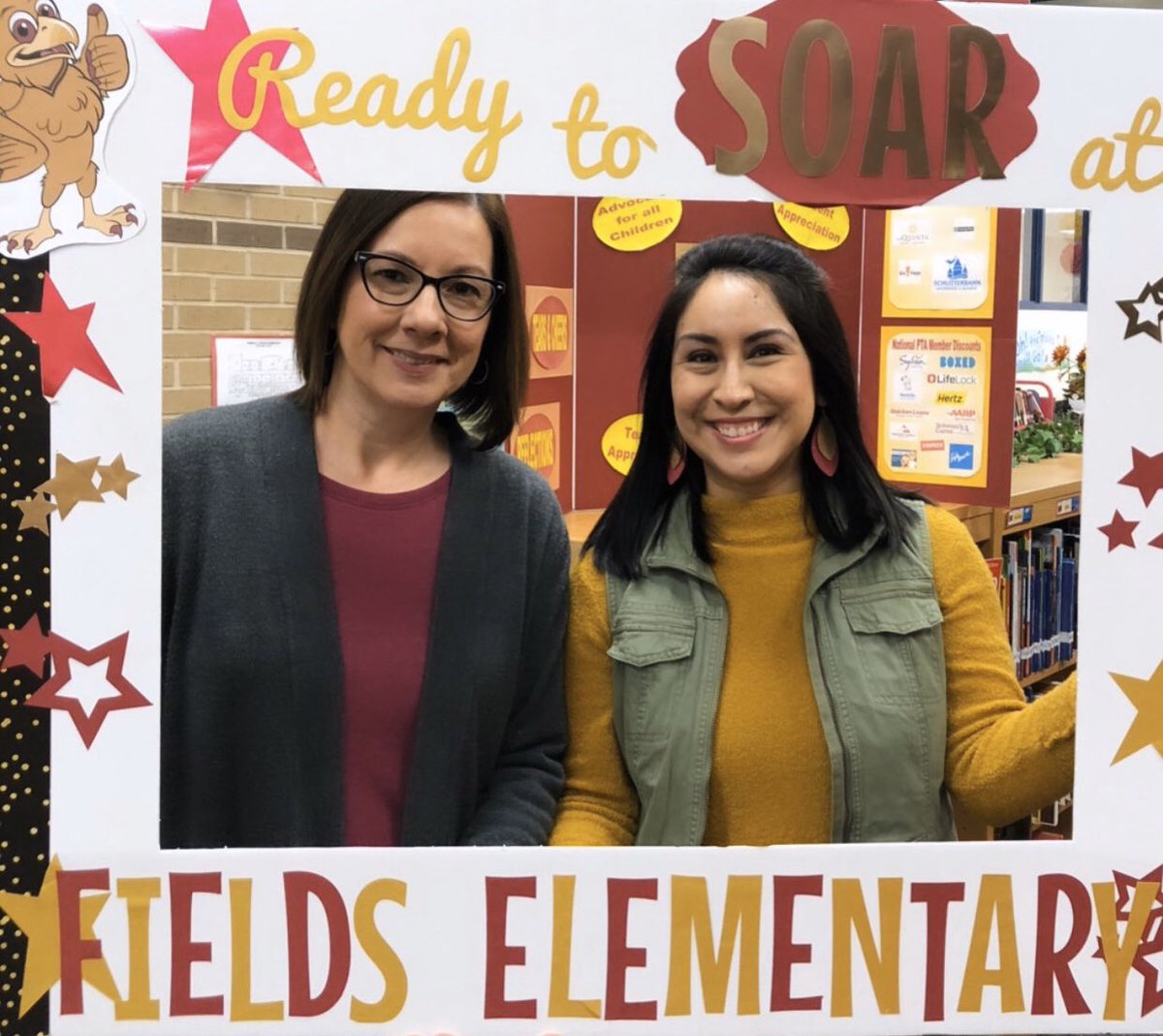 Fields_Library's tweet photo. Happy School Counselor’s Week to our two rays of sunshine. Aren’t they the cutest?! @NISDFields @MrsPiernik @KindMrsRamirez #NISDLegends #FieldsLegends #CounselorLegends #CounselorAppreciationWeek https://t.co/jra8lfCbRE