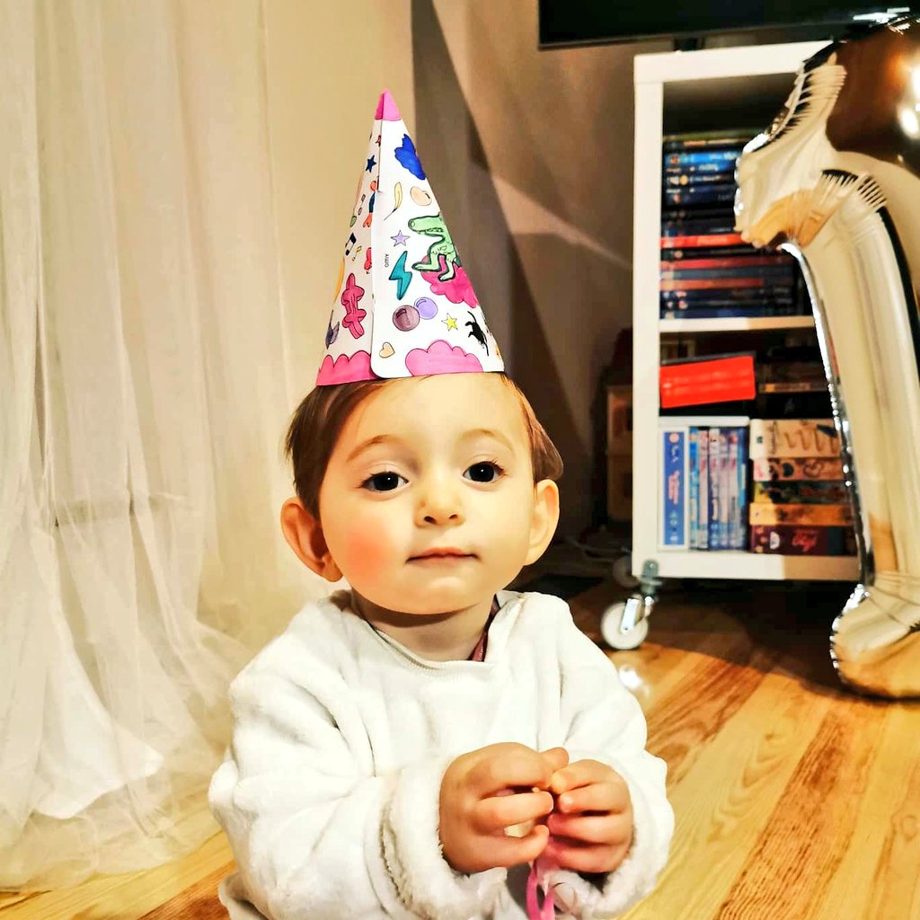 Can't believe this one turned 1 already! #HappyBirthday <a href="/TheaSaoirse/">Thea</a> 🎉❤️🎂